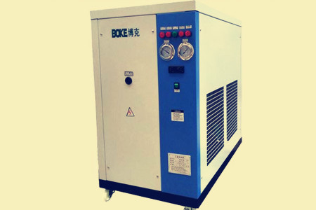 水冷箱式冷水機(jī)和螺桿式機(jī)組有何不同？