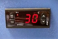 冷水機組溫度如何設(shè)定與控制(MTR12溫控器)？